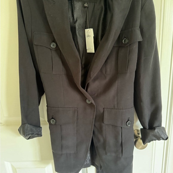 Banana Republic blazer with tie. Brand new with tags - Picture 7 of 8